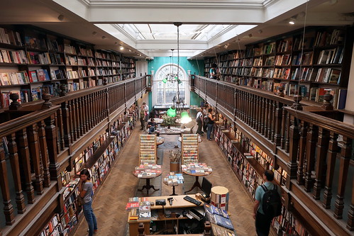 Daunt Books, Marylebone High Street