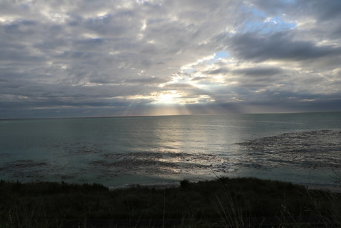 jacks point timaru south canterbury new zealand ocean sea water clouds coast coastline scenic landscape