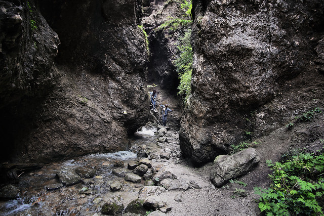 Getting deeper into the bizarre rock gorge of Malá Fatra