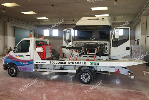 SOSTITUZIONE VETRI CAMION AGRIGENTO | by Autocarrozzeria Turone