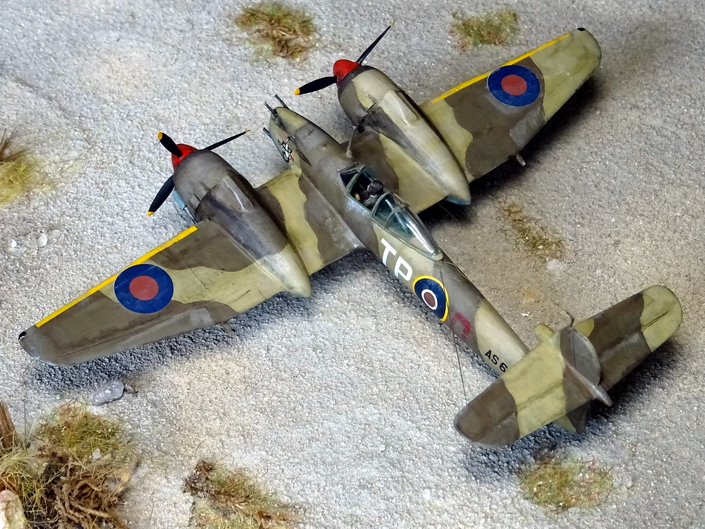 Fleet Air Arm Fighter Aircraft WW2 1:72 Scale RAF Royal Air Force Easy Model 