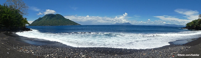 Hiri and Halmahera Islands from Sulamadaha beach, Ternate