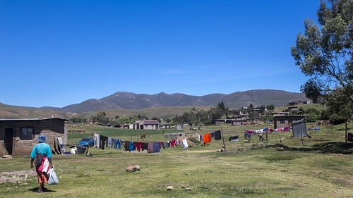 holiday vacation southafrica lesotho zuidafrika semonkong maseru village washing clothes line people lso