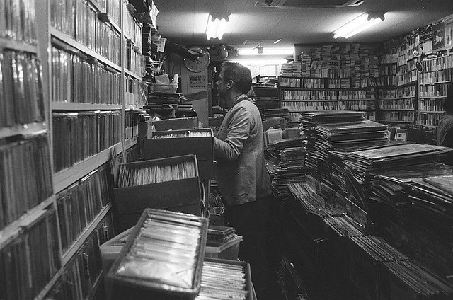 Record store_Rollei35