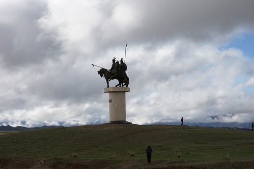 variosonnart282470 statue mountedwarriors kyrgyzstan
