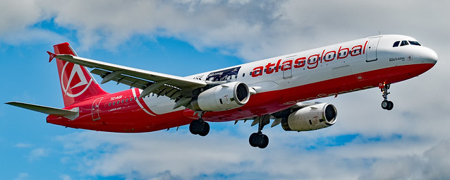 AtlasGlobal aircraft on approach to Arlanda airport, Stockholm