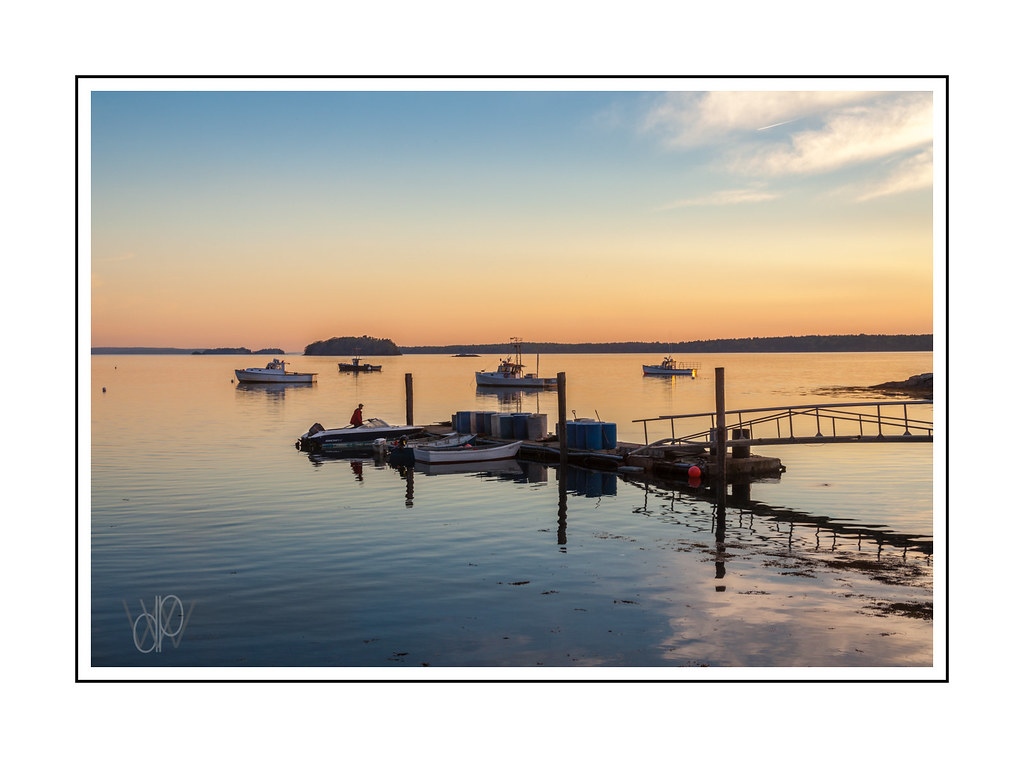 Fishing Boats Taken just before sundown at Lookout Point i… Flickr