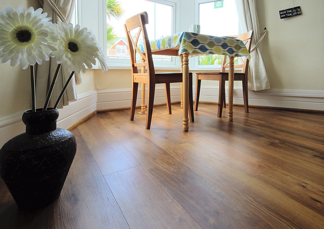 Telford Guest House - Dining Room Floor