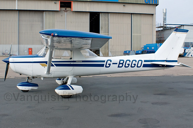 G-BGGO Cessna F152 Donnington Flight School East Midlands Airport