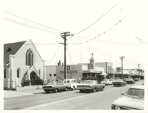 Moduka Street High Street, Motueka | Title: Motueka - Streets Publicity Ca… | Flickr