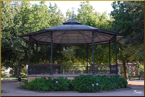 aveiro portugal 2010 distritodeaveiro parque quiosco bandstand kiosk europa europeanunion