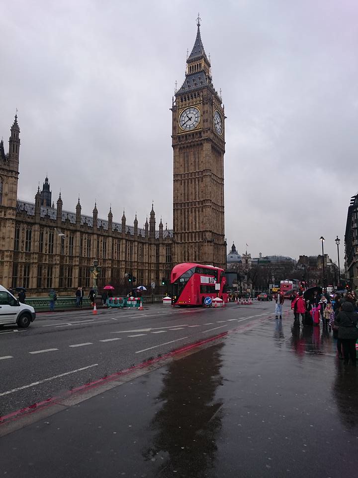 Rainy Day in London ロンドンで雨が降ります