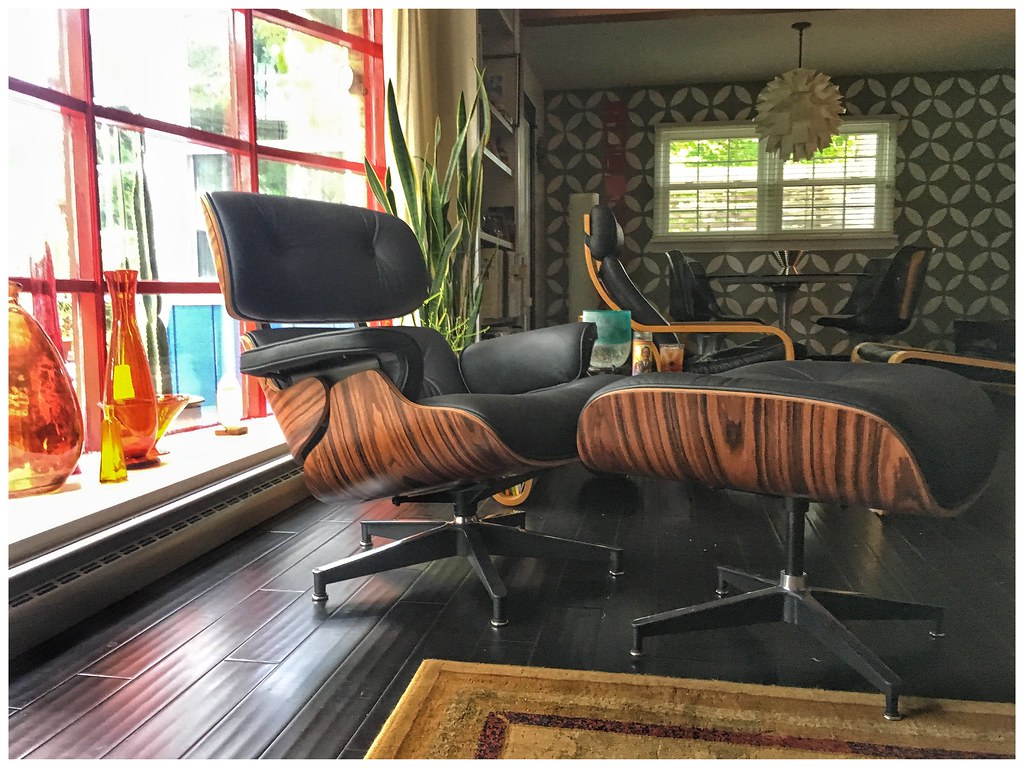 My new McM style lounge chair, Eames style bent plywood wit…