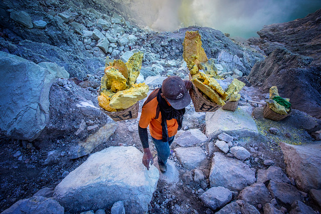 extracting sulfur at Ijen