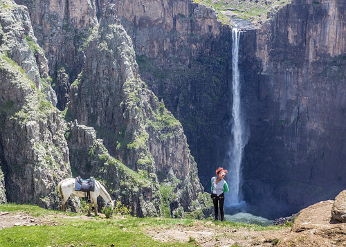 holiday vacation travel sawadee zuidafrika southafrica lesotho maseru semonkong maletsunyanefalls waterfall mountains smonkong lso