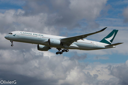 A350-941 Cathay Pacific MSN085 F-WZNO (B-LRN) - TLS | by OlivierG_31