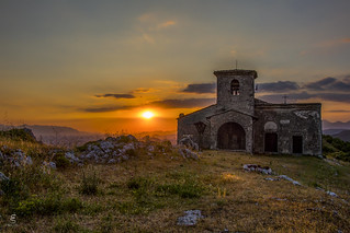 Chiesa di S. Maria Assunta in Cielo al tramonto