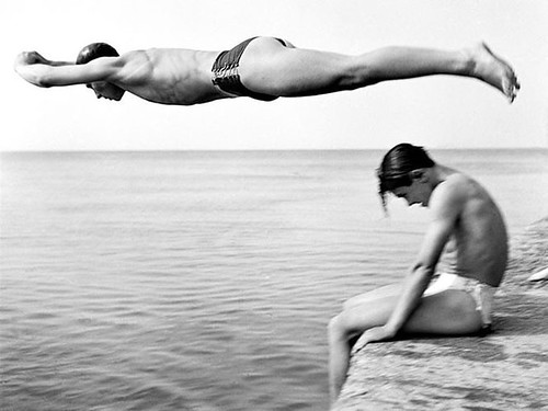 Current mood... IL TUFFATORE, 1951 The Diver By NINO MIGLIORI #blackandwhite #monochrome #rain #scubadiving #milano #miaartfair #gallery #thediver #art #artist #water #diver #men #horizon #exhibition #ocean #ninomigliori #sunday #vino #speedo #rheinschwim