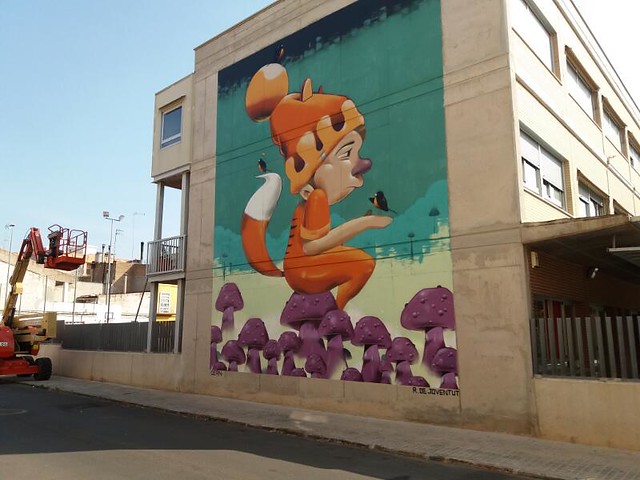 Curs 2016-17 - Tot el Centre - Grafitti a l'escola