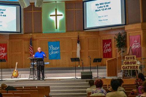 crossroad worship church