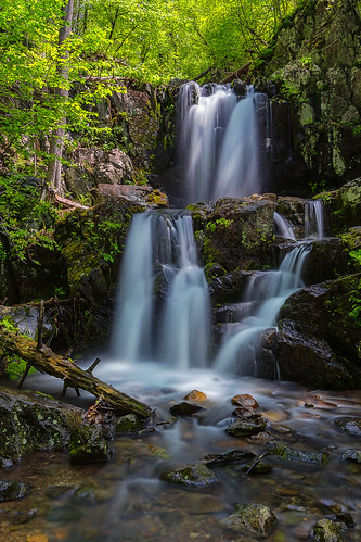 doylesriverfalls waterfall cascade water usa landscape spring virginia shenandoahnationalpark creativcommons lukasschlagenhauf
