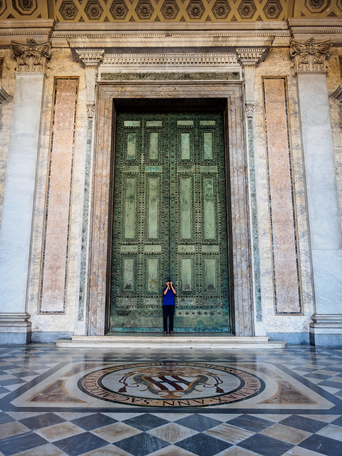 Basilica di San Giovanni in Laterano - Entrance
