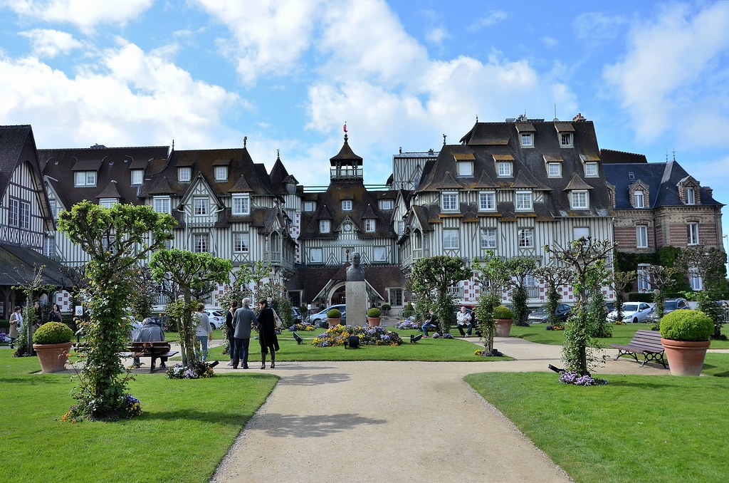 Deauville & Trouville