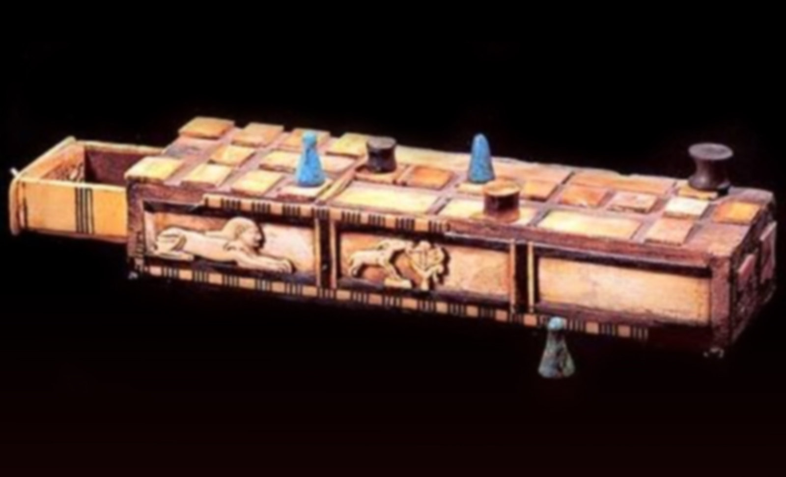 Senet - Lujoso sistema de objetos lúdicos obsequio del dios Toht a la faraona Nefertari