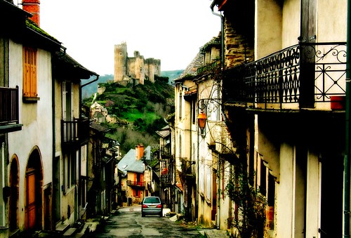 najac aveyron france southernfrance chateau chateaudenajac historical medieval architectural narrowstreet plusbeauxvillagesdefrance steephill characteristic mickyflick