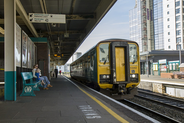 Class 153 DMU 153312 at Cardiff Queen St
