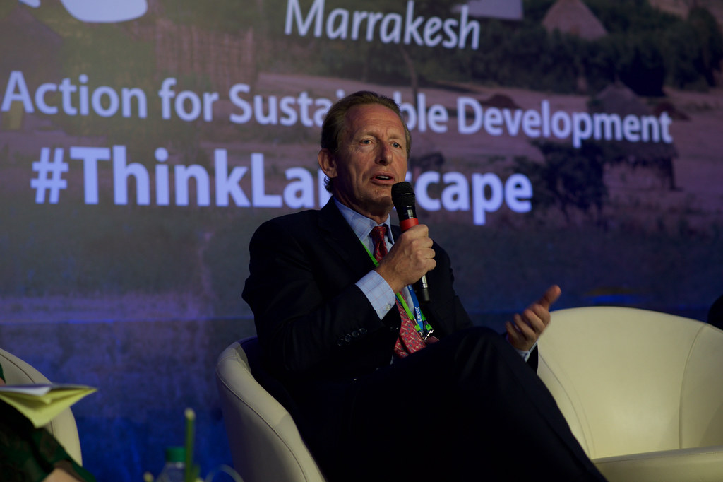 Unlocking private finance in forests, sustainable land use and restoration www.landscapes.org/glf-marrakesh/agenda-item/day-one/disc... Global Landscapes Forum, Marrakech, Morocco.