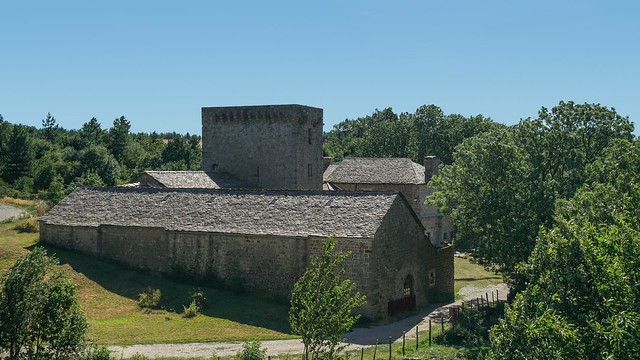 2017-07-16 (04) Château du Roure (XIe siècle)