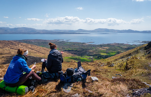 countykerry kerryway ocean ireland nature hiking ringofkerry backpacking kerry trekking coast cokerry irl view panorama breaktime travelling shore break scenic backpack lunch landscape coastline lunchtime