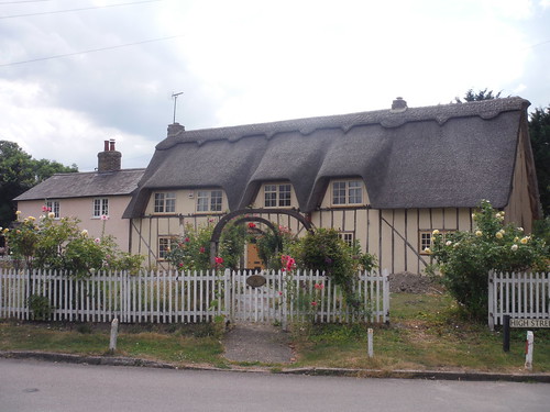 Thatched House, Pirton SWC Walk 233 - Arlesey to Letchworth Garden City