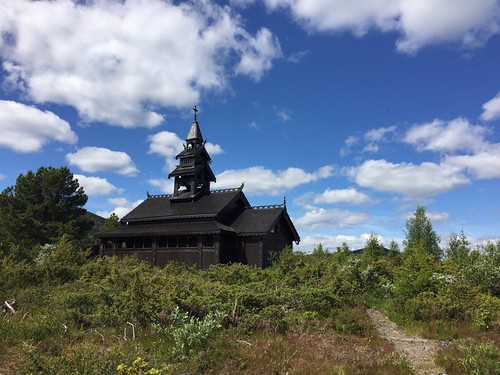 norge norway valdres oset stavkirke stavechurch nature summer landscape architechture