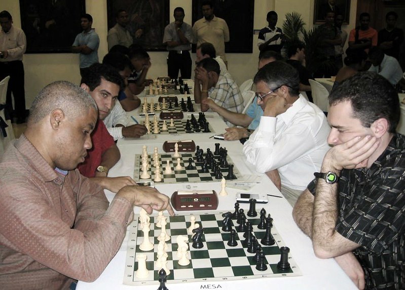 MO 2006.7 045