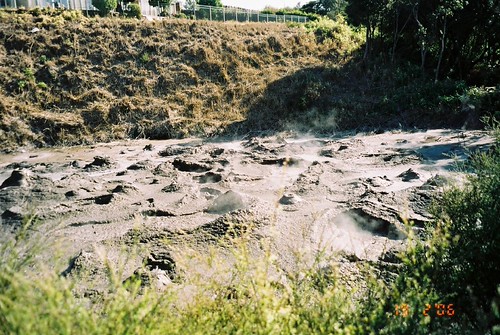 Hot mudpools, Whakarewarewa | by Velvet Android