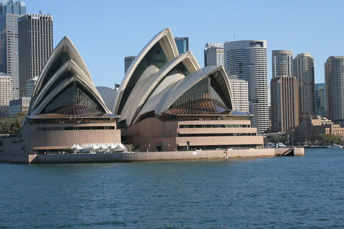 Sydney Opera house | by keithmarlow