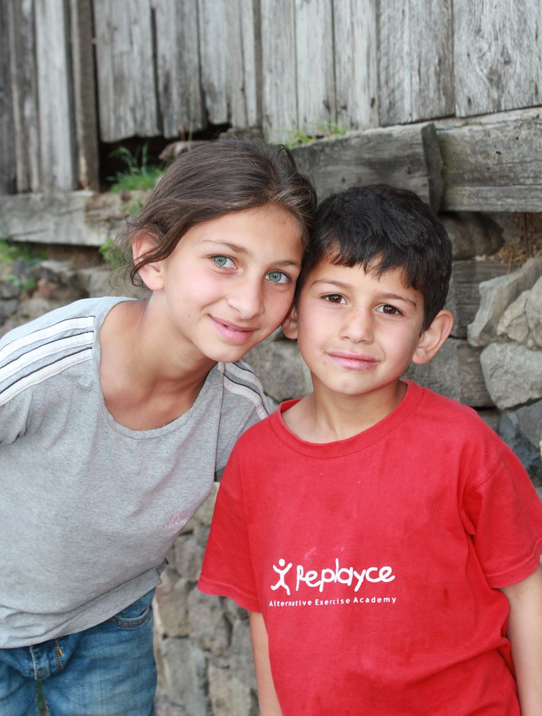 Atskuri, kids | Atskuri, Georgian kids | Arian Zwegers | Flickr