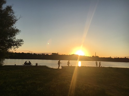 Sonnenuntergang am Inneren Ziegelsee bei Schwerin by Tinuzeller,