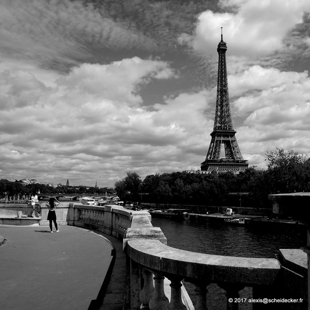 Tour Eiffel Tower