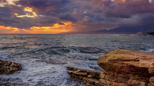 sea seascape sunrise sun clouds cloudly travel nikon crete greece mediterane