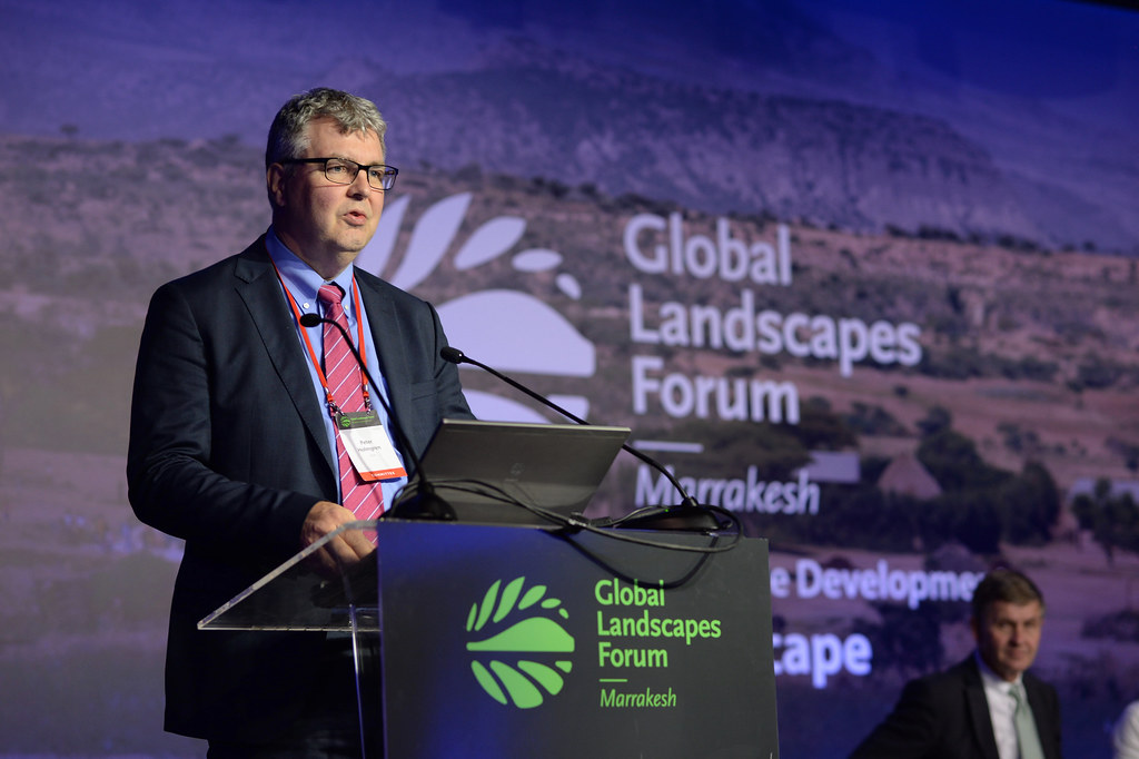 The closing plenary featured representatives from the Global Landscapes Forum’s founding and coordinating partners to share and discuss their visions...