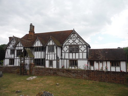 Meppershall Manor House SWC Walk 233 - Arlesey to Letchworth Garden City
