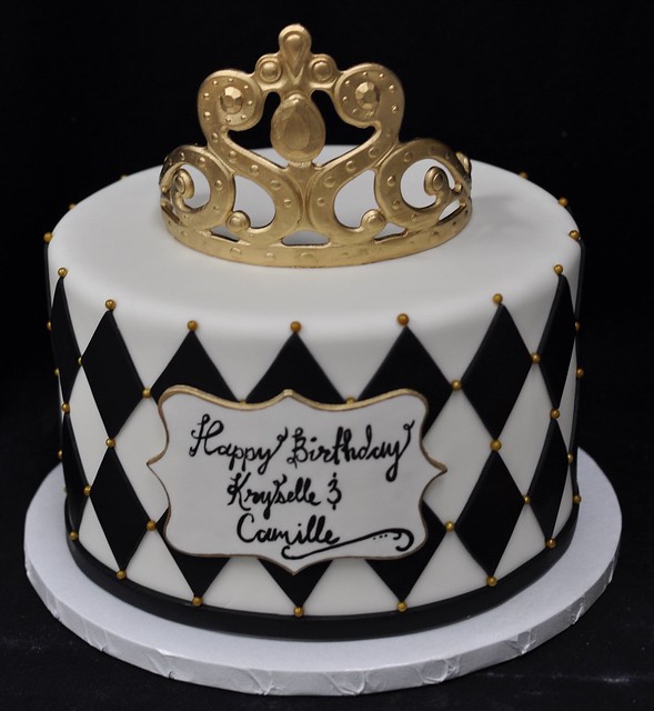 Tiara birthday cake
