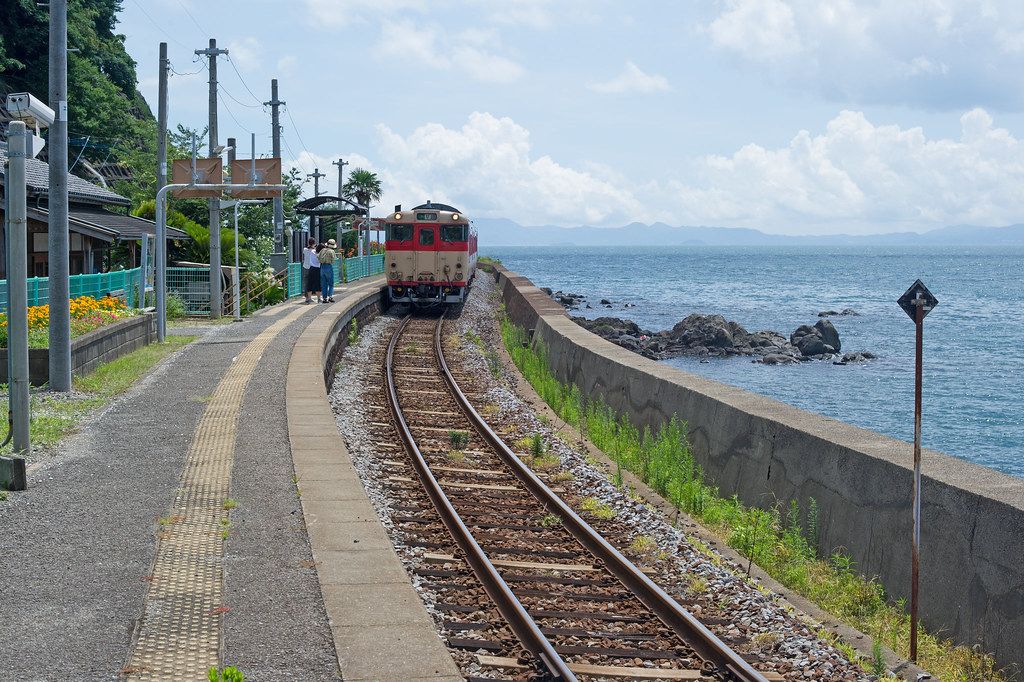 Chiwata station (2) | A local train was coming. It was taken… | Flickr