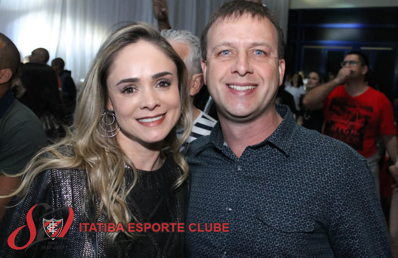 Vitrola Anos 80 - Itatiba E.C.
