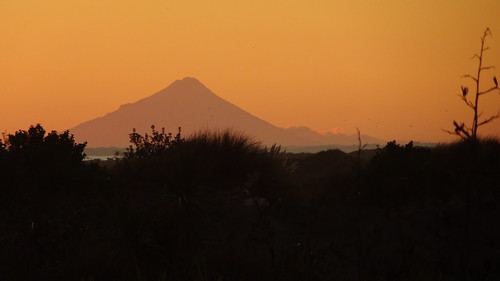 mount taranaki mounttaranaki mttaranaki koitiata new zeland newzealand sunset north island northisland