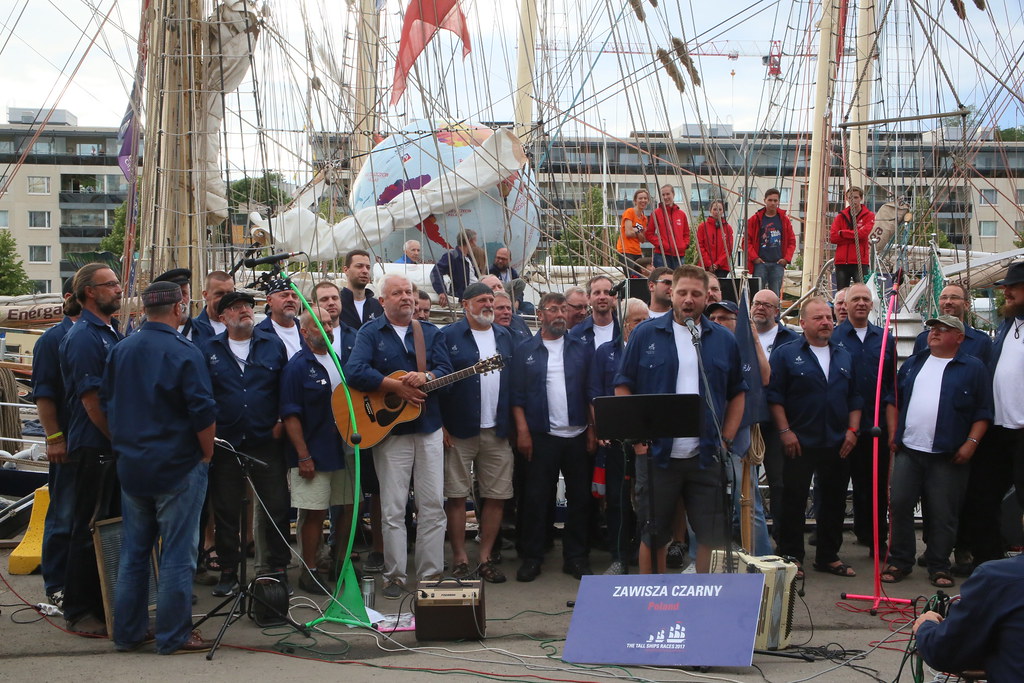 Sea Shanty Singers, 'Zawisza Czarny', Tall Ships, Turku, Finland, 2017