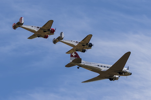 Beech D18S and Douglas DC-3(C) - 5